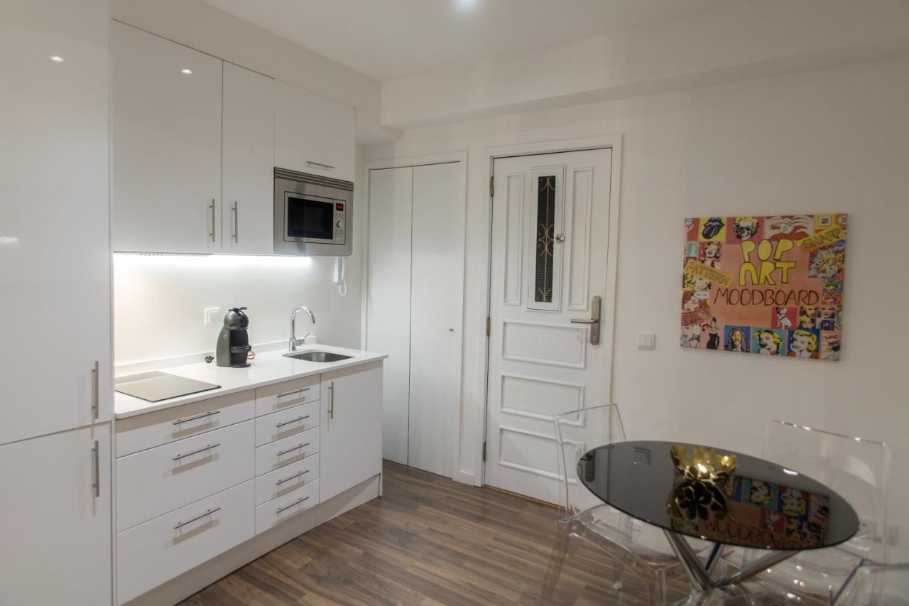 Almada Studios & Suites OOporto Exteriör bild