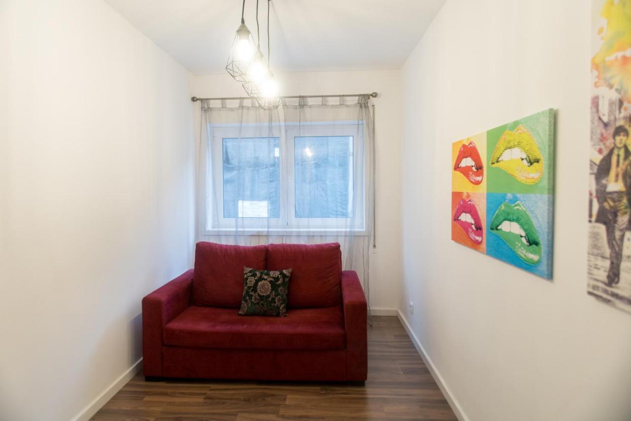 Almada Studios & Suites OOporto Exteriör bild