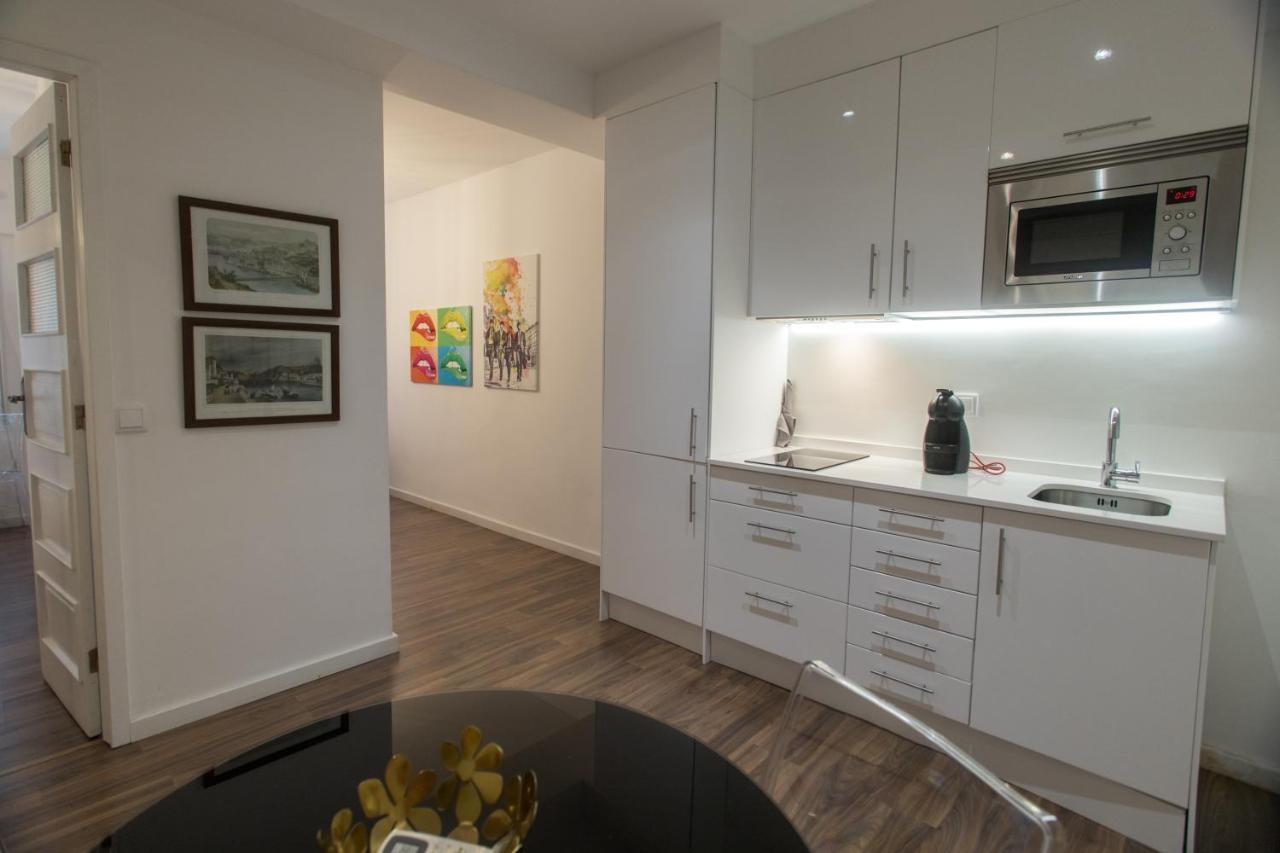 Almada Studios & Suites OOporto Exteriör bild