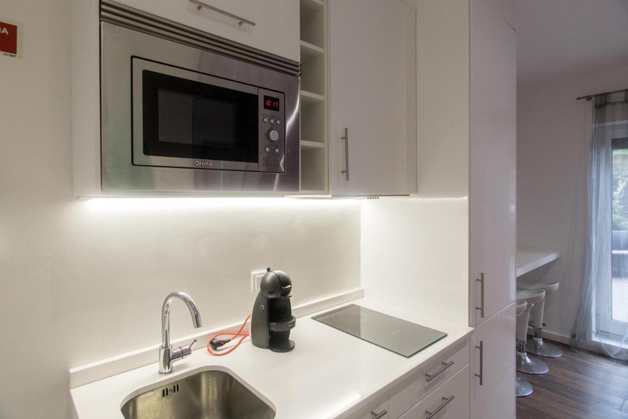 Almada Studios & Suites OOporto Exteriör bild