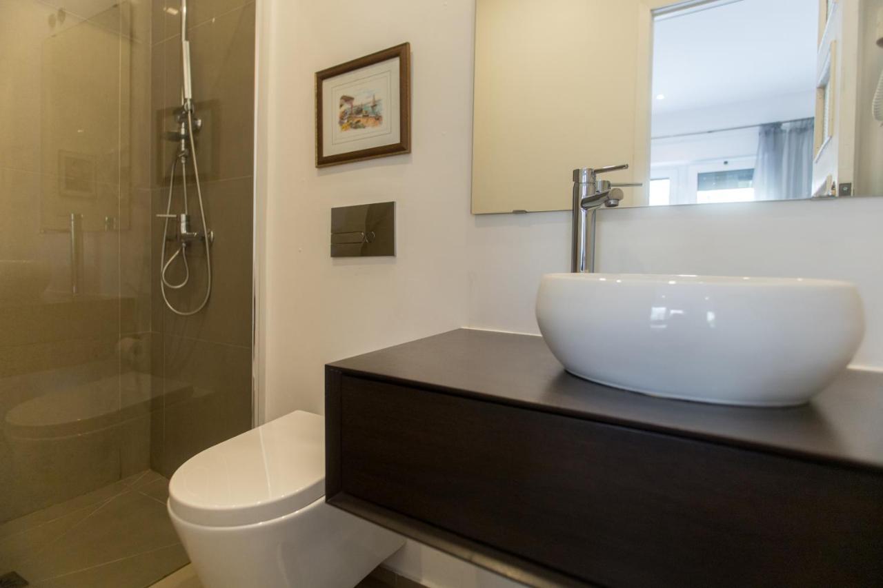 Almada Studios & Suites OOporto Exteriör bild